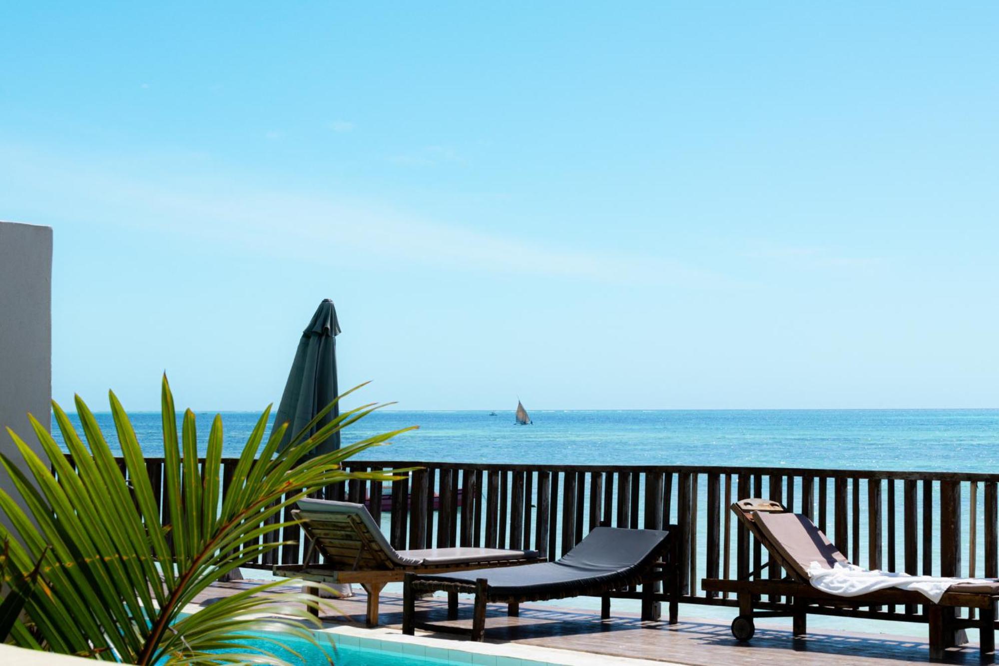 Hotel Pili Pili Sunrise Beach à Jambiani  Extérieur photo
